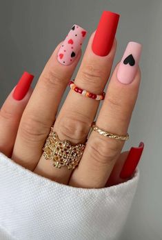 Coral Red Nails Summer, Jokes Dirty, Short Coffin Nails Designs, Sophisticated Nails, Nail Art 3d, Wow Nails, Jokes Hilarious, Christmas Stars, Simple Gel Nails