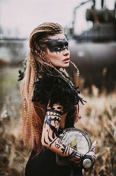 Warrior Costume Women, Morrigan Costume, Wild Woman Photography, Steampunk Warrior, Amazon Costume, Steampunk Glasses, Warrior Paint