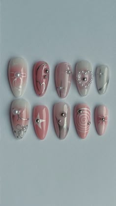 Handmade baby pink press on nails💕☁️ Easy application and can be reused multiple times. Baby Pink Chrome, Elegant Bridal Nails, Nail Wedding, Nails Extension, Pink Chrome, French Nail, Really Cute Nails, Pretty Gel Nails, Soft Nails