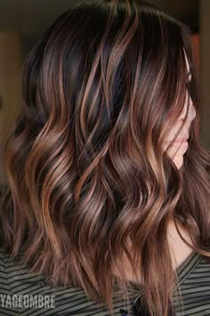 Root Beer Hair, Red Highlights In Brown Hair, Red Brown Hair Color, Mom Hair, Copper Balayage, Autumn Hair, Copper Highlights, Womens Hair