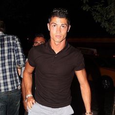 Cristiano Ronaldo Young, Cristiano Ronaldo Style, Ronaldo Photos, Ronaldo Pictures, Cristino Ronaldo, Cr7 Messi, Ronaldo Junior, Football Players Images, Ronaldo Real Madrid