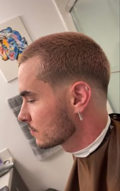 Square Face Buzzcut, Buzzcut Widows Peak, Low Fade Buzzcut, Mullet Buzzcut, Buzz Mullet, Low Fade Buzz Cut, Buzzcut Men Aesthetic, Buzzcut Mullet, Buzz Cut Low Fade