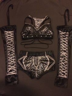 Pro Wrestling Gear, Wrestling Costumes, Oc Dress, Female Wrestling, Women Wrestlers, Dancing Clothes, Pole Dancing Clothes, Wrestling Gear