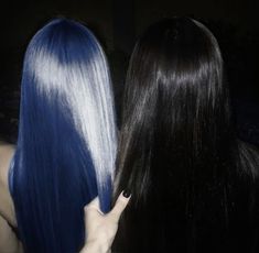 Tory Vega, Zodiac Academy, Hair Streaks, Dyed Hair Inspiration, Pretty Hair Color, Hair Stylies, Dye My Hair, Hair Inspiration Color, Hair Inspo Color