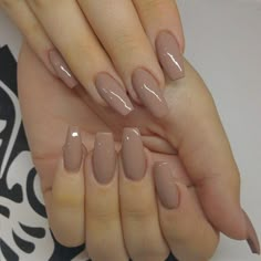 Ongles Beiges, Manicure Natural, Flare Nails, 2019 Nails, Trend Ideas, Fingernail Designs, Nude Nail Designs