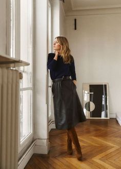 Black Skirt Outfits, Outfit Autumn, Secret Beach, Mode Inspiration, Office Fashion, Fashion Mode, Work Fashion