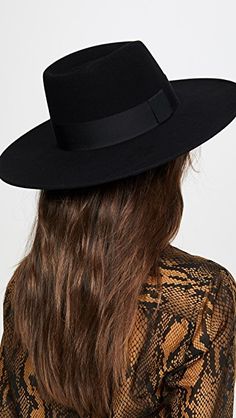 The Top 10 Fall Clothing Essentials All Women Need | Fashion Jackson Eugenia Kim Hat, Shave Her Head, Bad Haircut, Fall Clothing