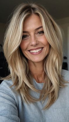 Discover trendy long mom haircut ideas for bangs, medium, easy styling, side part, wavy, straight, curly, round face, hair bob, low maintenance, layers, thick hair, modern looks. Perfect for busy moms looking to switch up their hairstyle effortlessly. Long Bob Haircuts For Thick Hair Layered Lob, Women’s Long Hair Bob, Hair For Women In Their Late 30s, Long Bob Hairstyles For Straight Hair, Side Bangs Lob Haircut, Easy To Style Long Haircuts, Long Bangs With Side Part, Medium Length Easy Haircuts, Round Face Haircuts Blonde