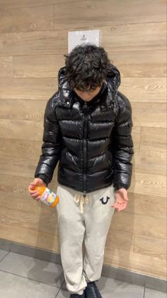 Trapstar Jacket Outfit, Moncler Jacket Outfit Men, Moncler Jacket Outfit, Moncler Puffer Jacket Outfit Men, Movie Closet, Foto Drip, Puffer Jacket Ski Mask, Nike Tech Fleece Outfit Men, Bubble Jacket Men