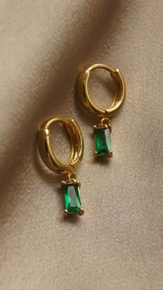 Gold And Emerald Earrings, Green Gold Earrings, Emerald And Gold Earrings, Gold And Green Earrings, Green And Gold Jewelry, Green Gold Jewelry, Gold Emerald Earrings, Green And Gold Earrings