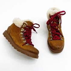 Nwot Sorel Ainsley Conquest Shearling Boot Women's Us 5 Lace-Up Winter Fall Snow. Details Style # 1858871 Rugged Beauty Take On The Wet Weather With This Rugged Yet Chic, Rain-Defying Boot. Crafted Of Waterproof Full-Grain Leather, With Seam-Sealed Construction To Keep You Dry And Looking Good Wherever You Go. Footbed: Removable Molded Pu-Like Eva Midsole: Molded Rubber Upper: Waterproof Full-Grain Leather With Genuine Shearling Collar. Seam-Sealed Waterproof Construction. Genuine Shearling And Winter Suede Hiking Boots, Sorel Ainsley, Sorel Explorer Joan Boot, Fall Snow, Lace Up Wedge Boots, Joan Of Arctic Wedge, Sorel Joan Of Arctic, Sorel Joan, Block Heel Ankle Boots