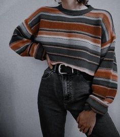 80s Sweater Outfit, Artsy Fall Outfits, Cozy Clothes Aesthetic, Scream 1996 Billy, Vintage Artsy Outfit, Casual 80s Outfits, Billy Loomis Stu Macher, Retro Outfits Aesthetic, Stu Macher