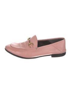 Gucci Leather LoafersPinkHorsebit AccentRound-ToesDesigner Fit: Flats by Gucci typically run a half size small.Unfortunately, due to restrictions, this item may not be eligible for shipping in all areas. Pink Gucci Shoes, Gucci Pink Low-top Sneakers, Gucci Pink Round Toe Heels, Gucci Horsebit Loafers, Pink Gucci Bag With Gold-tone Hardware, Gucci Horsebit, Gucci Leather, Leather Loafers, Flat Shoes Women