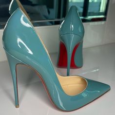 Never Worn! Size 40 So Kate Christian Louboutin In Brand New Condition. With Dust Bag And Spare Heel Taps. Beautiful Blue Color, Brand New, Never Worn. Luxury Light Blue High Heels, Designer Blue Pointed Toe Heels, Elegant Blue Patent Leather Heels, Designer Blue High Heel Shoes, Designer Blue High Heels, Designer Blue Heels For Office, Luxury Fitted Blue Heels, Luxury Blue Heels, Heel Taps