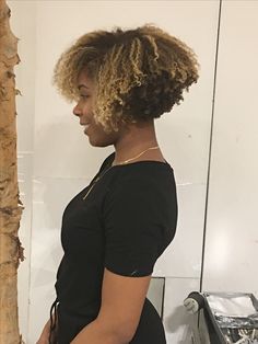 Type 4 Haircuts Curly Hair, Ombre Twa Natural Hair, Dyed Tapered Natural Hair, Yea Hairstyles, Light Brown Tapered Natural Hair, Natural Hair Cuts Shape, 4c Haircut, Tapered Afro Women Shape, Natural Haircut Styles