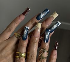 Nail Inspo Dark Blue, Brown White Nails, Tenerife Nails, Nail Inspo Dark, Nails Inspo Baddie, Weekend Nails, Nail Designs Bling, Kylie Nails, Brown Acrylic Nails