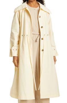 Rainy Day Fashion, Day Fashion, Rainy Day Outfit, Spring Wardrobe, Rebecca Taylor, Elbow Length Sleeve, Rain Wear, Fashion Essentials, Puffer Coat