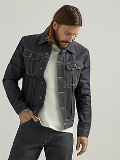 When it comes to keeping your everyday outfit cool, you can never go wrong with a classic denim jacket. We stopped at nothing in recreating the 101 Storm Rider jacket we originally debuted in 1948. This modern edition has been carefully crafted with high-grade selvedge fabric from Japan's legendary Kurabo Mill. It comes equipped with all the same iconic features it had back then: zigzag stitching on the placket, a wide waistband with cats eye adjustors, slanted twin chest pockets, faded tobacco stitching, and a slim fit. Made with extraordinary attention to detail and over 125 years of denim expertise. Outfit Cool, Rider Jacket, Jean Jacket Men, Riders Jacket, Classic Denim Jacket, Cats Eye, Fit Men, Everyday Outfit, Wide Waistband