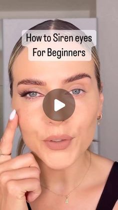 Elegant Green Eye Makeup, Tips For Beautiful Eyes, Makeup Look For Navy Dress, How To Create Siren Eyes, Evening Make Up Tutorial, Natural Eye Make Up Tutorial, Cool Winter Eye Makeup, Glass Look Makeup, Natural Makeup Techniques