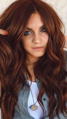 Auburn Hair Styles, Magical Hair, Color Hair Styles, Rambut Brunette, Hair Ginger, Ginger Hair Color, Red Brown Hair, Subtle Highlights, Hair Color Auburn