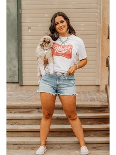 Is there anything that goes better together than beer and 'merica? We don't think so. That's why we have our Merica Branded Logo t-shirt. Flaunt your patriotic style with this faded print tee that reps two of our favorite things. Tuck it into a pair of denim shorts for a look that is sure to catch some eyes! Please Note* Most orders ship out within 3 business days. Occasionally it can take up to 14 days to ship depending on inventory Western Outfits Summer, Patriotic Fashion, Western Christmas, Cold Beer, Red Logo, Blue Tee, Pinterest Outfits, Plus Size Shopping, Baby Outfits