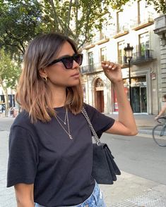 Top Hair color ideas 2024  trends #medium #length #haircut Trendy We Fryzurach, Brown Hair Balayage, Short Hair Balayage, Brown Blonde Hair, Grunge Hair, Shoulder Length Hair, Ombre Hair