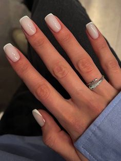 Short Acrylic Nails Coffin Minimalist, Milky White French Tip Nails, Square Oval Nails, Milky Nails, French Manicure Nails, Homecoming Nails Acrylic, Simple Gel Nails