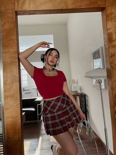 Material: Cotton polyesterColor: Red plaid❣️Skirt in Plus Asian Size:This is non-elastic waist design, with zipper. Unit: CM Waist Hip Length Weight Suggested for Height 160-165cm S 66 86 39 45-50kg M 70 90 39 50-55kg L 74 96 40 55-62.5kg XL 78 102 41 62.5-70kg 2XL 82 108 41 70-77.5kg 3XL 86 114 42 75-82.5kg 4XL 90 120 42 82.5-90kg * 1cm ≈ 0.3937 inch There may be 2-3cm error due to manual measurement. Please kindly remind asian size is usually smaller than western size. Generally, plus asian si Plaid Skirt Outfit Plus Size, Plus Size Academia, Plaid Skirt Outfit, Red Plaid Skirt, Red Mini Skirt, Fashion Board, Plus Size Skirts, Red Outfit, Plaid Skirt