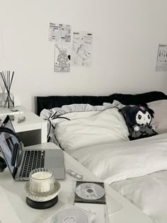 Monochrome Room, Monochrome Bedroom, Aesthetic Rooms