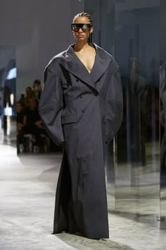 Matrix Fashion, Bouchra Jarrar, 2023 Ready To Wear, High Fashion Outfits, Next Fashion, Couture Runway, Streetwear Fashion Women