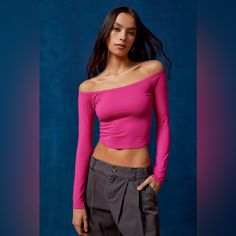 New With Tags Urban Outfitters Label Alex Off-The-Shoulder Long Sleeve Top Pink In Color Size Large Details By Urbn: Product Sku: 86647310; Color Code: 066 Long Sleeve Top We Love From Bdg. Cropped Above The Waist And Cut With A Slim-Fit Throughout Plus An Off-The-Shoulder Neckline. Find It Exclusively At Uo. Features - Off-The-Shoulder Bdg Top - Cropped Style - Slim-Fit - Uo Exclusive Content + Care - 85% Cotton, 9% Polyester, 6% Spandex - Machine Wash - Imported Size + Fit - Model In Black Is Bdg Top, Top Cropped, Urban Outfitters Women, Urban Outfitters Tops, Cropped Style, Color Code, Long Sleeve Top, Off The Shoulder, Fitness Models