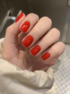 Short Nails Red, Nail Armor, Hand Nails, Ring Finger Nails, Red Manicure, Manicure Nail Designs, Classic Nails, Types Of Nails, Acrylic Nail Designs