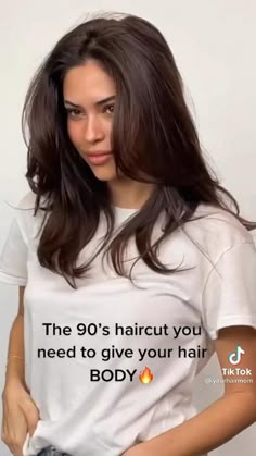 Haircut For Low Volume Hair, Haircut That Gives Volume, Face Framing Medium Hair, Medium Haircut With Layers Face Framing, Simple Layered Hair, Internal Layers Haircut, Haircut 2020 Trends Women, Curtain Bangs And Layers Medium Hair, 90s Hair Layers