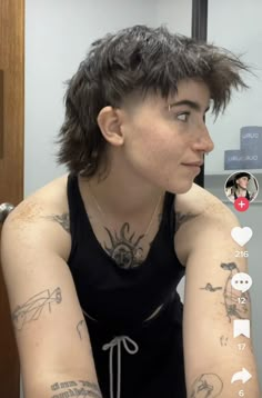 Andro Haircut Short Hairstyles, Nonbinary Mullet Straight, Masculine Mullet For Women, Masc Straight Haircut, Straight Mullet Haircut, Shaved Sides With Bangs Punk, Short Mullet Straight Hair Woman, Haircut Mullet Women, Shaved Mullet Hairstyle Women