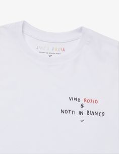 Brand: Linea Daria Composizione: 100% cotone Collo: Girocollo Lunghezza manica: Corta Pattern: Ricamato Codice articolo: TBTO1 Codice colore: 1 BIANCO OTTICO Cotton T Shirt, Color Coding, Shirt Shop, Cotton Tshirt, Online Shop, Sleeve Length