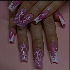 Are you looking for cute fall nails that you can recreate in the salon? If so, you need to see this post! Purple Acrylic Nails, Halloween Press On Nails, Unique Acrylic Nails, Nail Swag, White Nail, Pink Acrylic Nails, Nail Arts, Art Tutorial, Valentines Nails