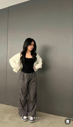 Outfit Ideas Non Basic, Wife Pants Outfit, Rainy Day Outfit Acubi, Layered Hair With Curtain Bangs Asian, Cute Fits Korean, Asian Baddie Outfit Aesthetic, Outfit Inspo For Short People, Cozy Girly Outfits, Abg Style Outfit Korean