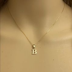 Solid 10k Gold Small Mini Initial Letter B Pendant Necklace Metal Type: 10k Solid Yellow Gold (Also Available In 14k Solid Gold) Metal Color: Yellow Gold. (Also Available In White Gold And Rose Gold) Pendant W/Chain Weight: 1.4 - 1.6 Grams (Vary From Chain) Height Including Bail: 0.60 In (15.79 Mm) Width: 4.80 Mm - 11.32 Mm Chain Available In 16", 18", 20", 22" Available In Another Listings In Any Letter A-Z Made To Order In Us. Please Allow 5-7 Days To Shipped Yellow Gold Initial Necklace, B Necklace, Shine Jewelry, Aesthetic Letters, Rose Gold Pendant, Letter B, Initial Letter, Letter Necklace, Initial Letters