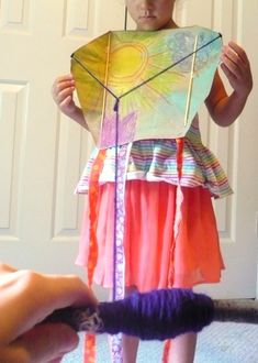 diy kites! Crazy Activities, Diy Kites, Homemade Kites, Kite Craft, Diy Kite, Kites Craft, Flying Kite, Paper Bag Crafts, Fall Preschool Activities