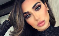 What Is Balayage Hair, What Is Balayage, Looks Kylie Jenner, Huda Kattan, Rainbow Hair Color, Beauty People, Life Hacks Beauty, Favorite Makeup, Full Lips