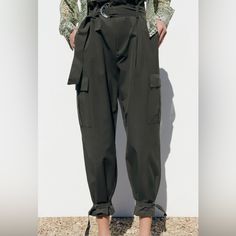 Brand New, Olive Green Cargo Pants. Medium Cargo Green Pants, Straight Cargo Pants, Olive Green Cargo Pants, High Waisted Cargo Pants, Spring Break Outfit, Harem Pants Women, Green Cargo Pants, Denim Skirt Women, Grey Joggers