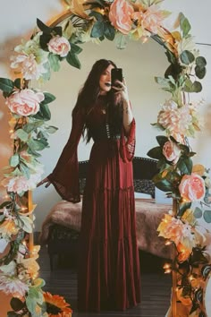 Colourful Witchy Outfits, Forest Witch Aesthetic Fashion, Witch Lookbook, Alt Hippie, Style Roots, Witchy Outfits, Boho Street Style, Fantasy Clothes, Hippie Aesthetic