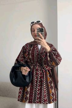 #pinterest #viralpost #fashion #instagram #ideas #style Abaya Outfit, Colour Combinations Fashion, Muslim Fashion Hijab Outfits, Hijab Outfits, Muslim Fashion Hijab, Hijabi Outfits Casual, Sleeves Designs For Dresses, Muslim Outfits