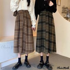 Olivia Mark - Brown Checkered Pleated Midi Skirt with High Waist and Large Hem Umbrella Style Checkered Skirt Outfit, Long Plaid Skirt, Umbrella Design, Fashion Umbrella, Umbrella Skirt, Checkered Skirt, Uni Outfits, Muslim Outfits, Long Skirts For Women