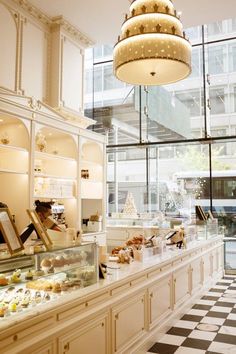 Angelina tea room, New York Cake Shop Interior, Tea Room Design, Room In New York, Tea Room Decor, Bakery Interior, Fancy Shop, Tea Shops, Bakery Design Interior