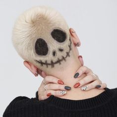 Buzz Haircut, Tie Dye Hair, Hair Colour Design, Buzzed Hair, Punk Hair, Hair Brained, Halloween Hair, Hair Dresser, The Skull