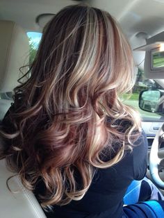 Unique Hair Colors For Brunettes, Neutral Hair Dye Ideas, Calico Hair Straight, Subtle Calico Hair, Hair Blowout, Dyed Hair Inspiration