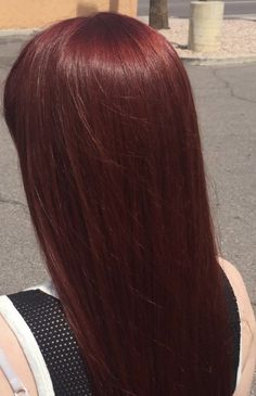 Igk Hair Dye, Wine Red Hair Aesthetic, Metallic Red Hair, Cherry Color Hair, Red Hair Coquette, Cold Red Hair, Ashy Red Hair, Red Hair Shoulder Length, Dark Red Hair Aesthetic