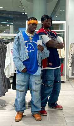 2000 Style Outfits, Y2k Summer Fits, Old School Fits, Hype Pics, Black Boy Aesthetic, Green Streetwear, Streetwear Lookbook, Mens Streetwear Outfits, New York Streetwear