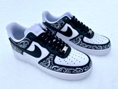 Black Af1, Custom Nike Air Force, Painted Nikes, Custom Shoes Diy, Nike Air Force 1s, Painted Sneakers, Air Force 1s, Nike Fashion Shoes